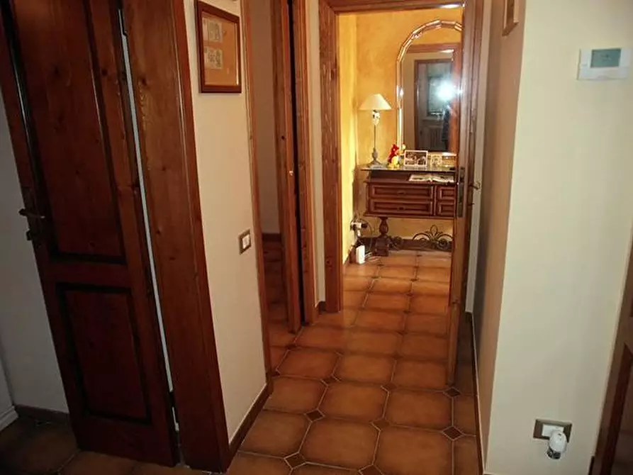 Immagine 17 di Casa bifamiliare in vendita  a Carrara