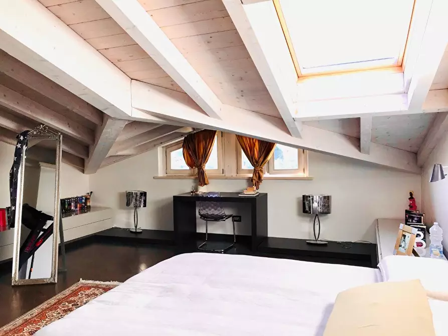 Immagine 21 di Villetta a schiera in vendita  a Massa