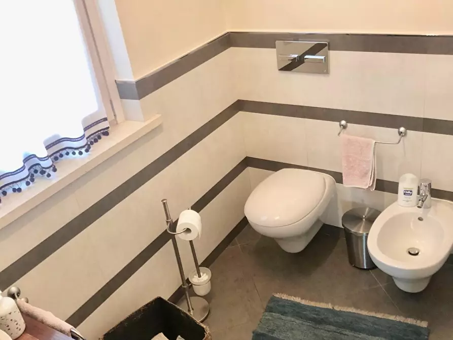 Immagine 6 di Villetta a schiera in vendita  a Massa