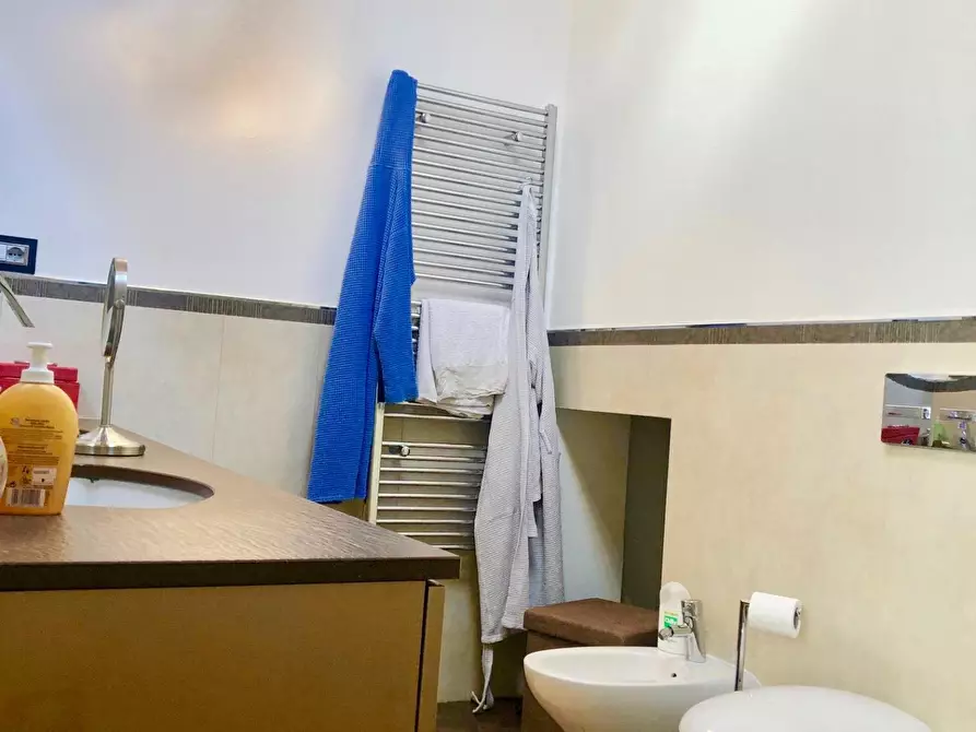 Immagine 24 di Villetta a schiera in vendita  a Massa