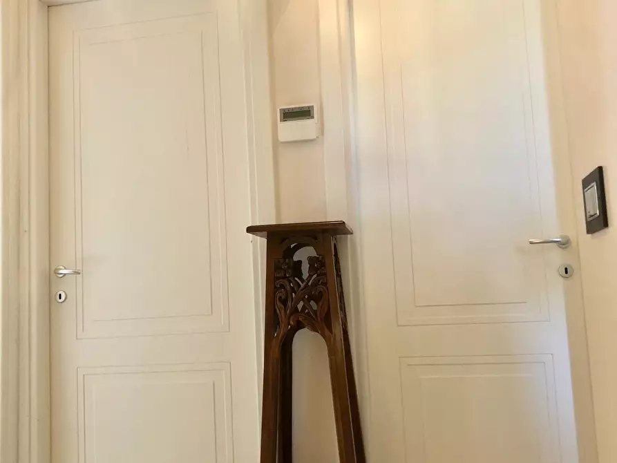 Immagine 10 di Villetta a schiera in vendita  a Massa