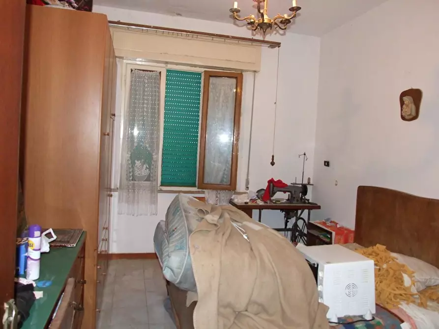 Immagine 10 di Casa indipendente in vendita  a Santa Maria A Monte