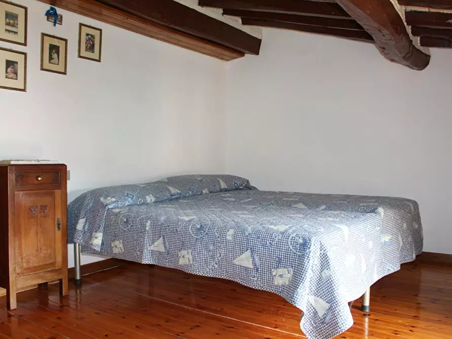 Immagine 20 di Appartamento in vendita  a Buti