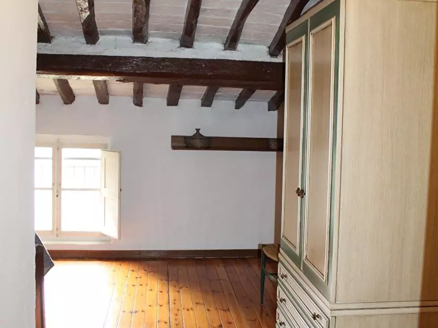 Immagine 17 di Appartamento in vendita  a Buti