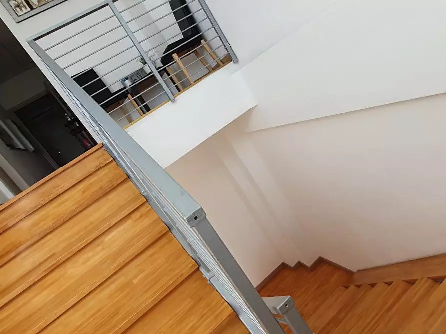 Immagine 6 di Attività commerciale in affitto  a Pisa