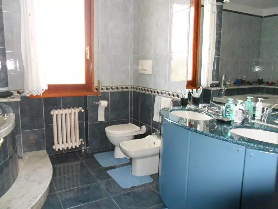 Immagine 8 di Appartamento in vendita  a Vinci