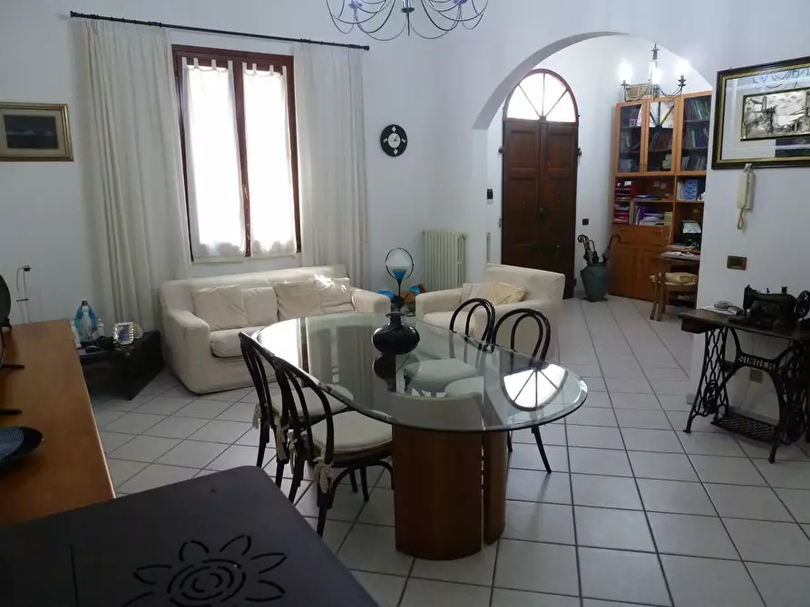 Immagine 3 di Appartamento in vendita  a Pontedera