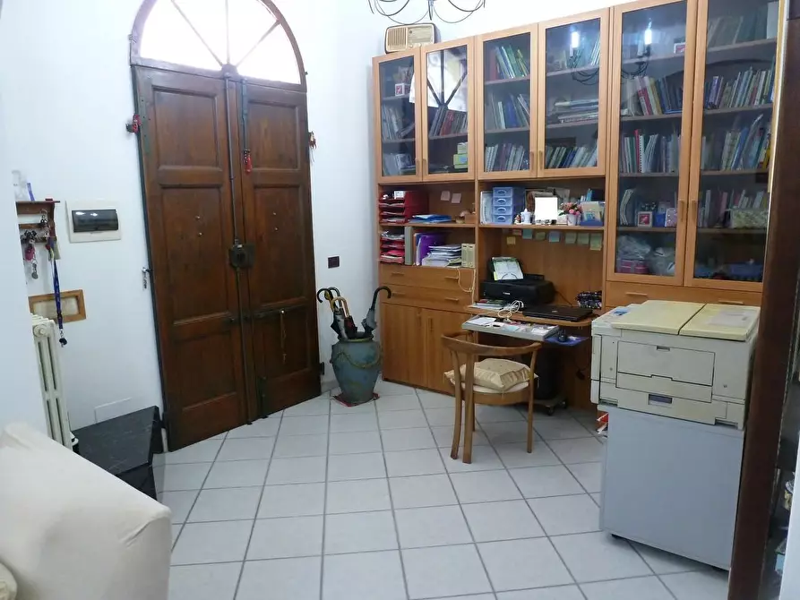 Immagine 5 di Appartamento in vendita  a Pontedera