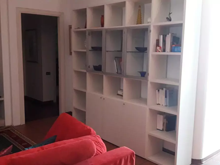 Immagine 28 di Villa in affitto  a Massa