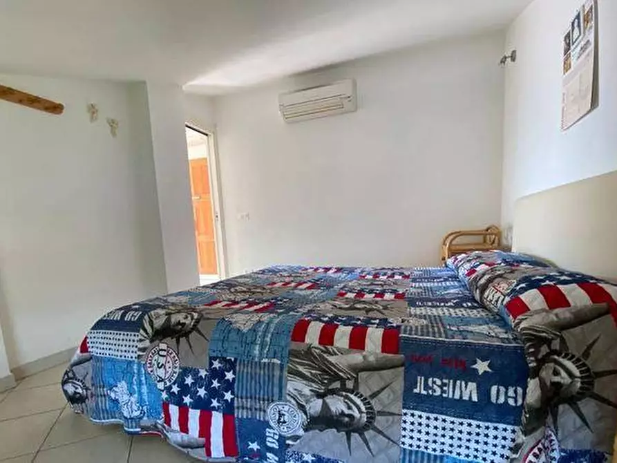 Immagine 10 di Mansarda in vendita  a Massa