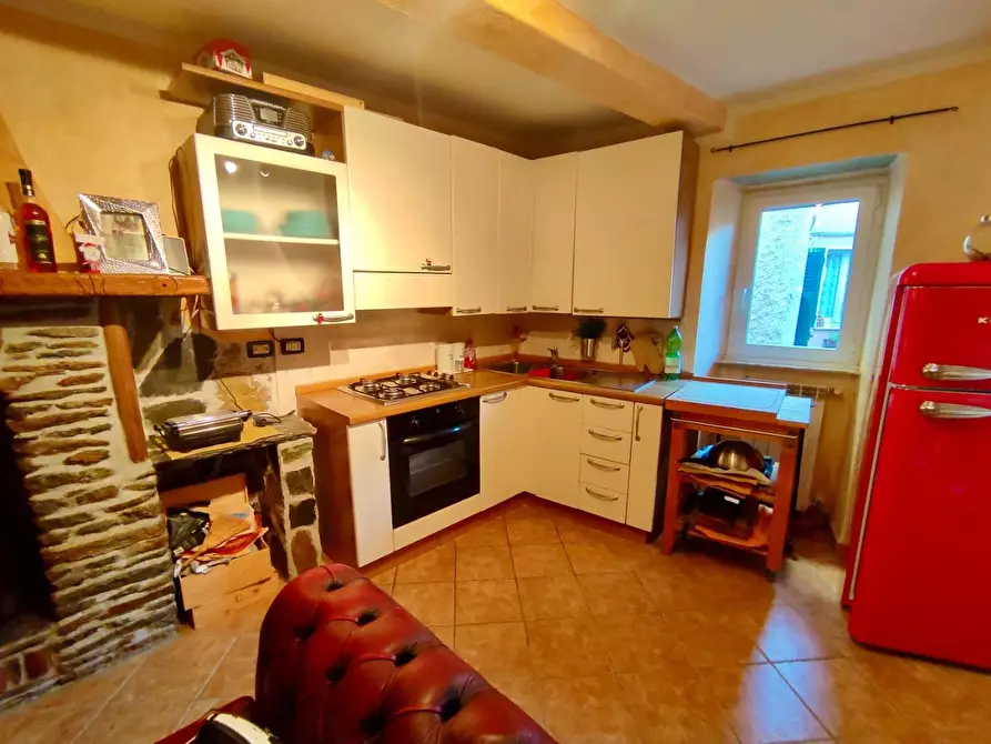 Immagine 2 di Terratetto in vendita  a Massa