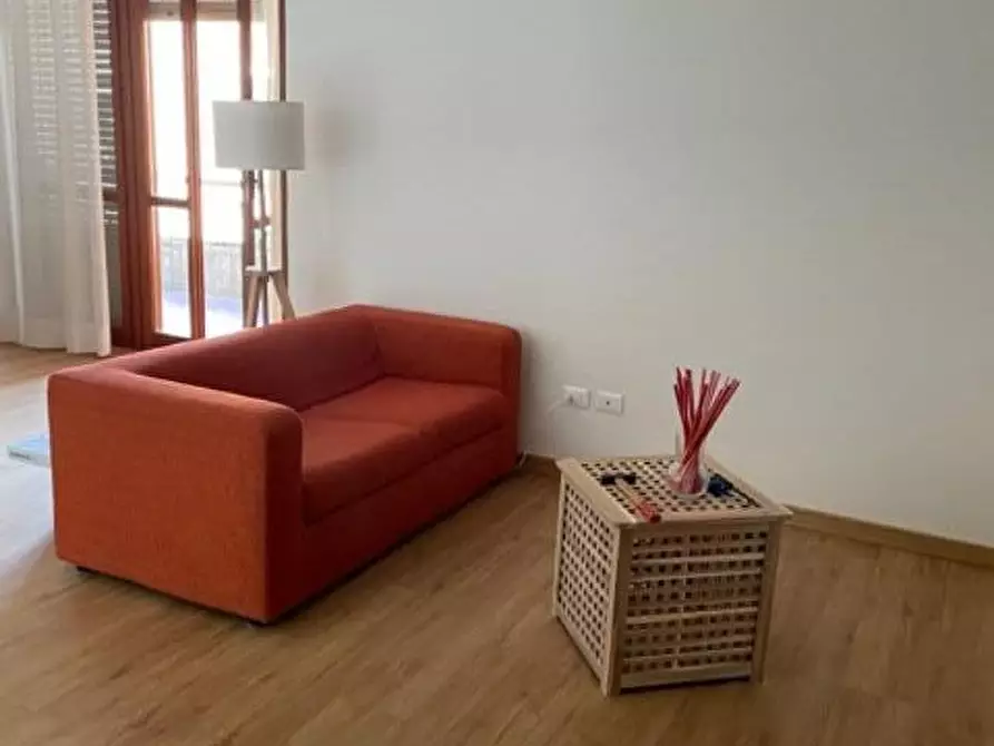 Immagine 12 di Appartamento in vendita  a Pisa