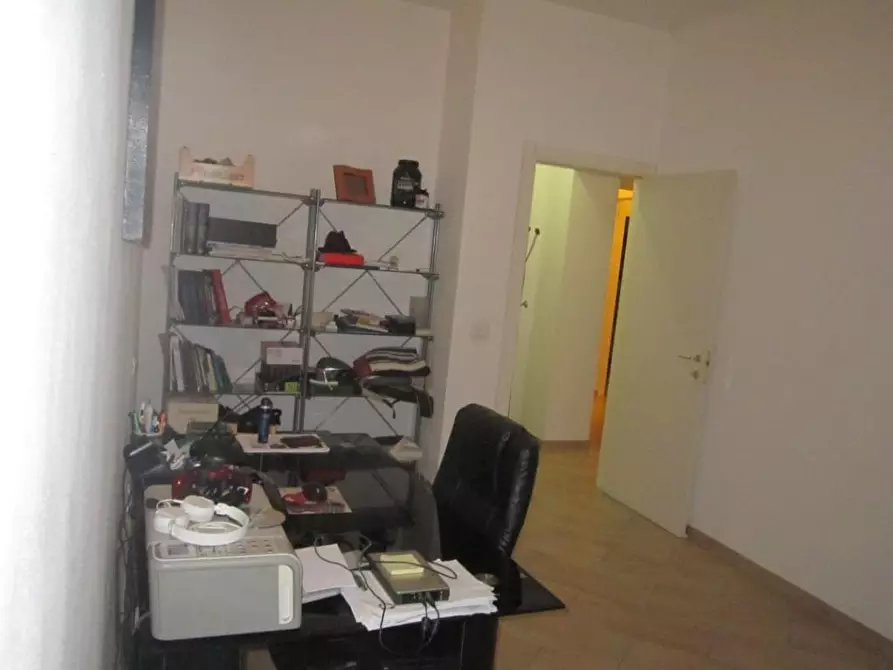 Immagine 10 di Appartamento in vendita  a Pisa