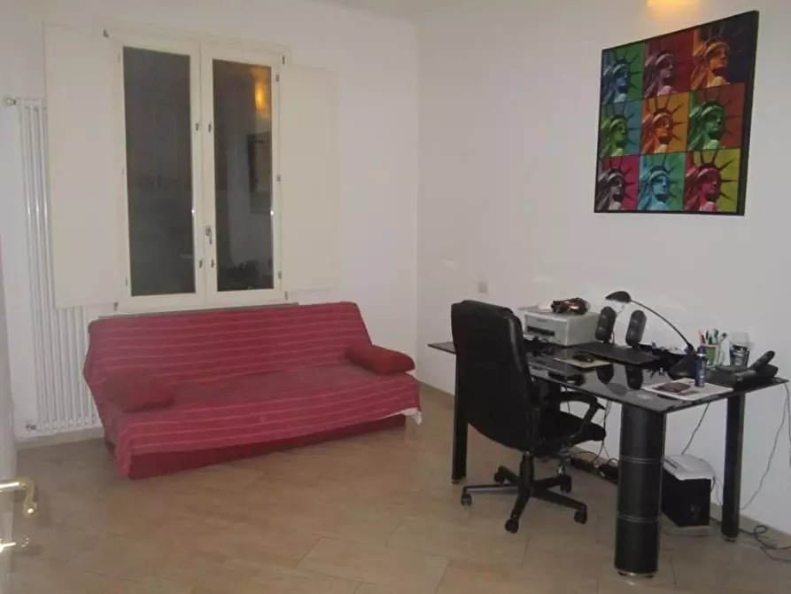 Immagine 9 di Appartamento in vendita  a Pisa