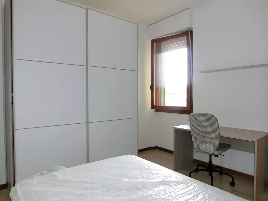 Immagine 9 di Appartamento in affitto  a Pisa