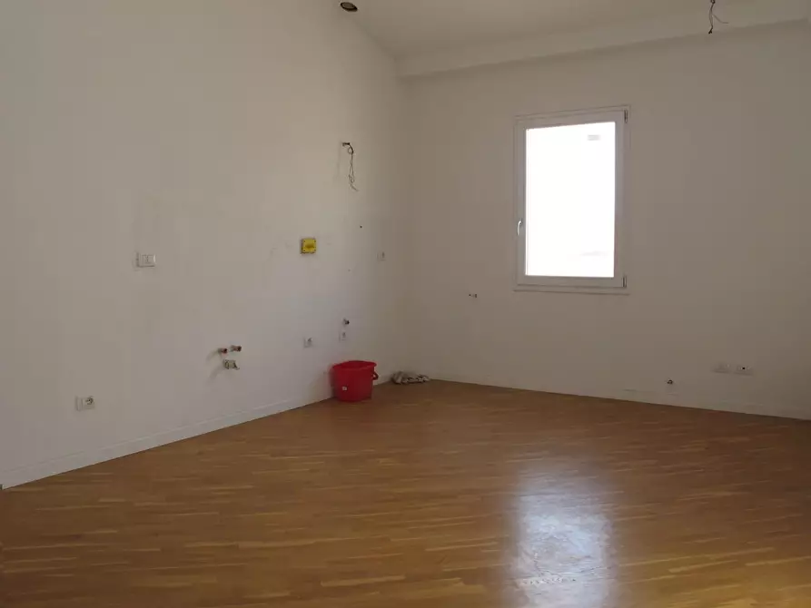 Immagine 6 di Appartamento in vendita  a Empoli