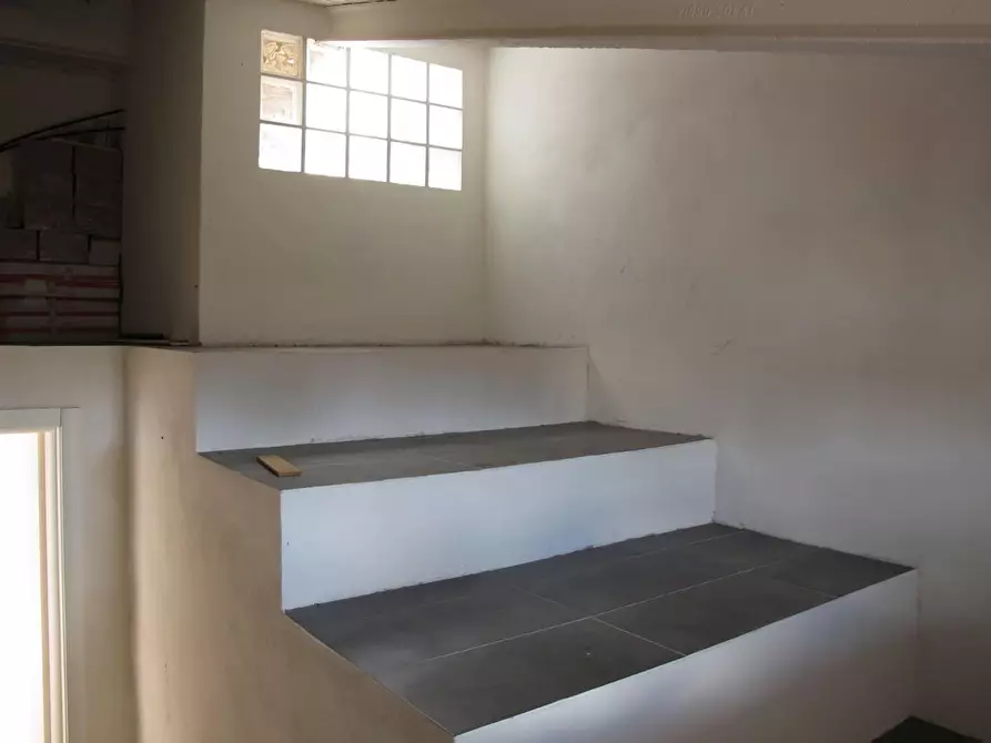 Immagine 21 di Appartamento in vendita  a Empoli