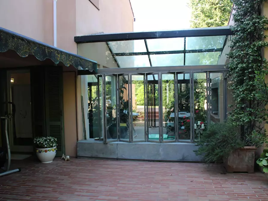 Immagine 67 di Villa in vendita  a Ponsacco