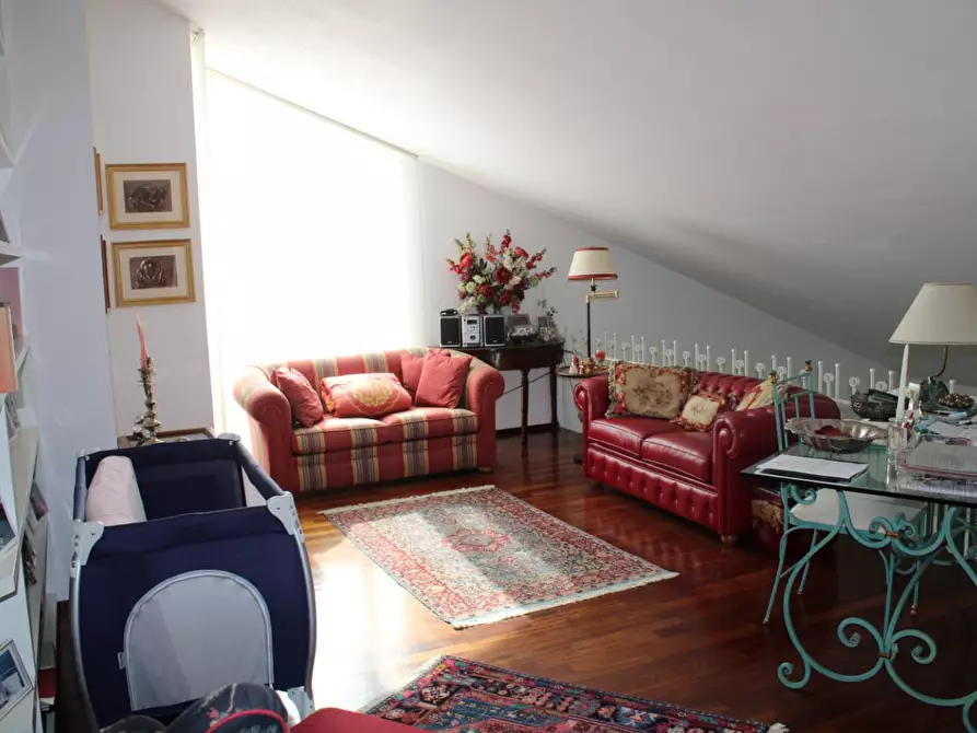 Immagine 48 di Villa in vendita  a Ponsacco