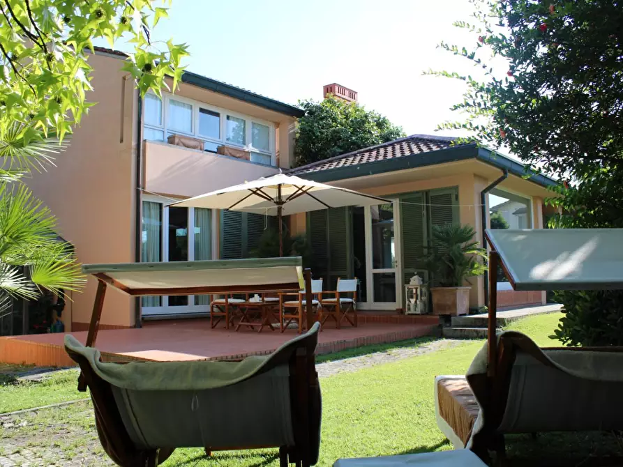 Immagine 62 di Villa in vendita  a Ponsacco