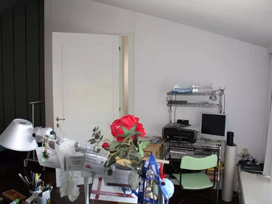 Immagine 53 di Villa in vendita  a Ponsacco