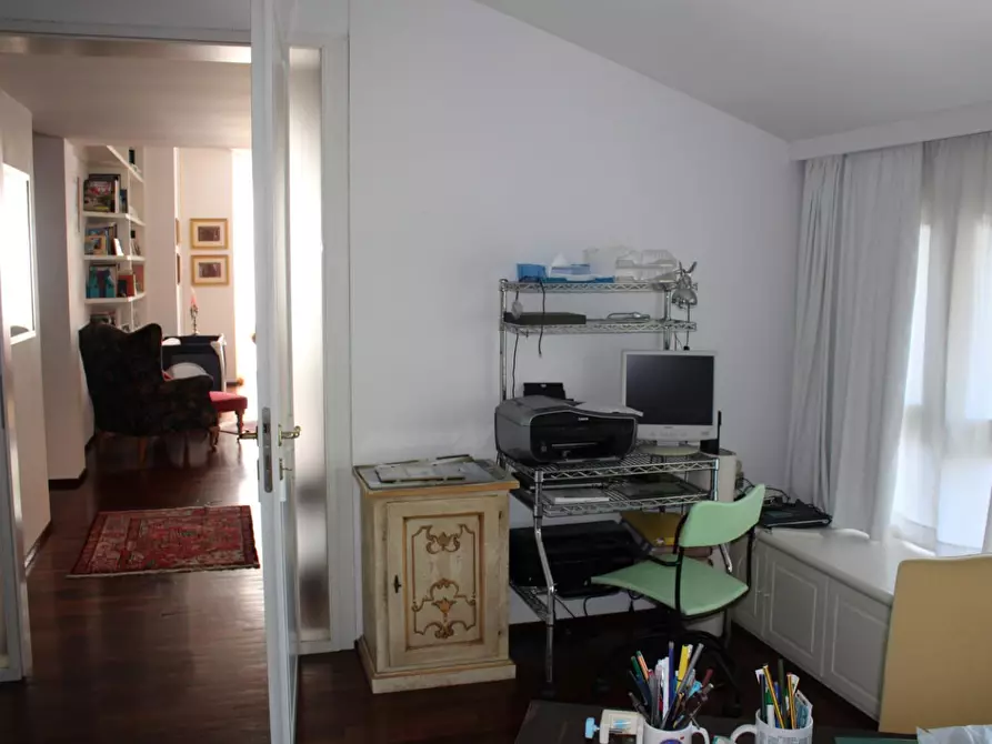 Immagine 52 di Villa in vendita  a Ponsacco