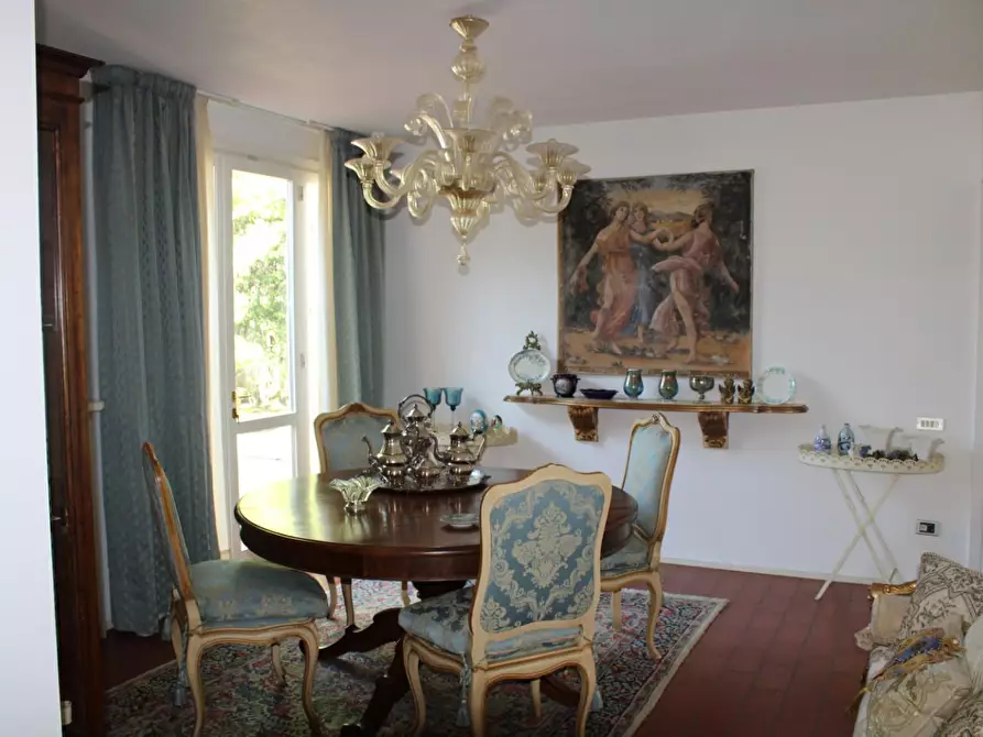 Immagine 15 di Villa in vendita  a Ponsacco