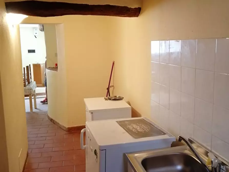 Immagine 5 di Loft/Open space in vendita  a Siena