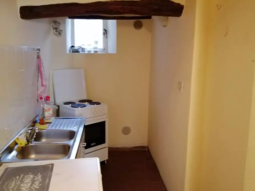 Immagine 4 di Loft/Open space in vendita  a Siena