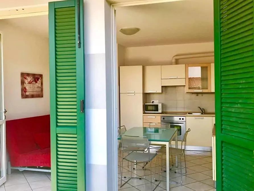 Immagine 8 di Appartamento in vendita  a Lerici