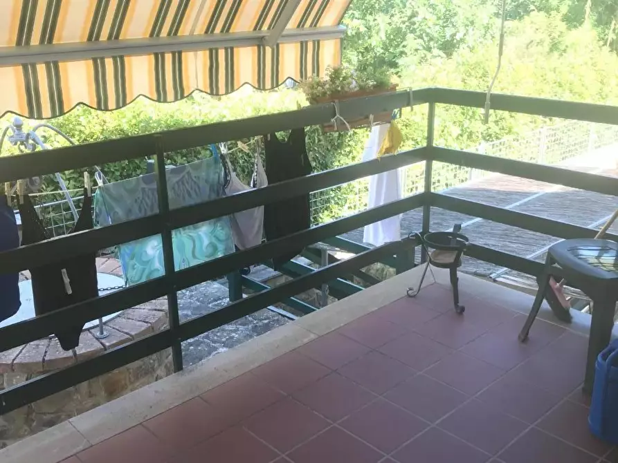 Immagine 23 di Villa in vendita  a Asciano