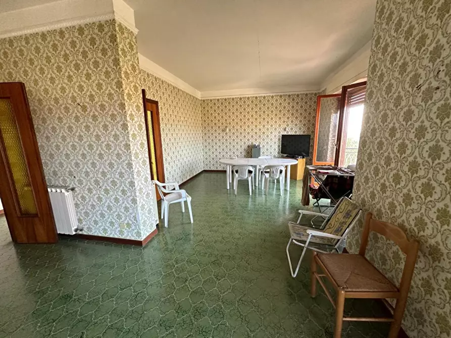 Immagine 43 di Villa in vendita  a Castelnuovo Magra