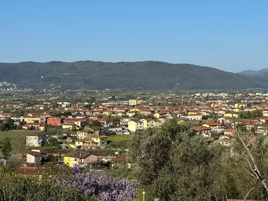 Immagine 37 di Villa in vendita  a Castelnuovo Magra
