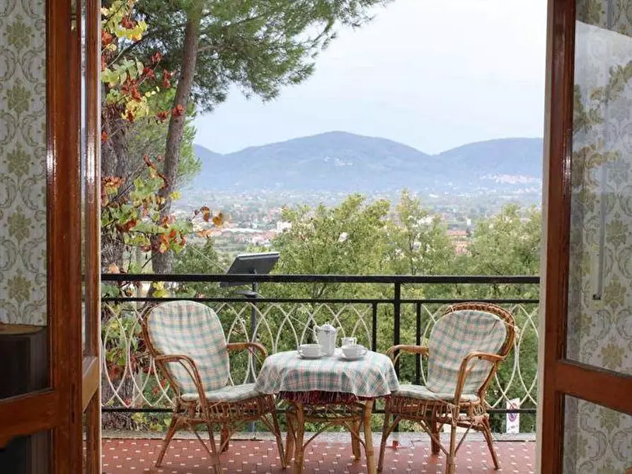 Immagine 23 di Villa in vendita  a Castelnuovo Magra