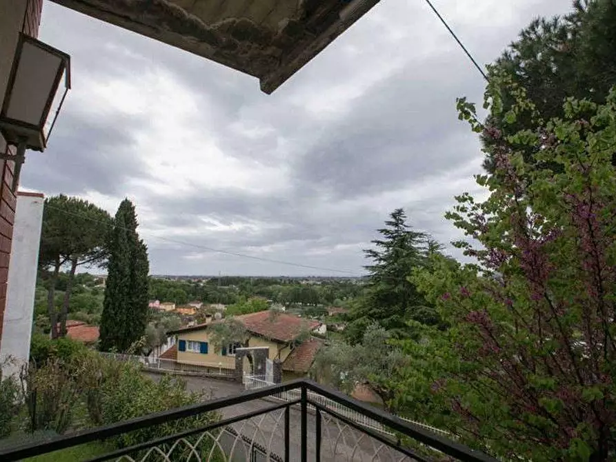 Immagine 20 di Villa in vendita  a Castelnuovo Magra