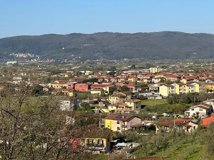 Immagine 42 di Villa in vendita  a Castelnuovo Magra