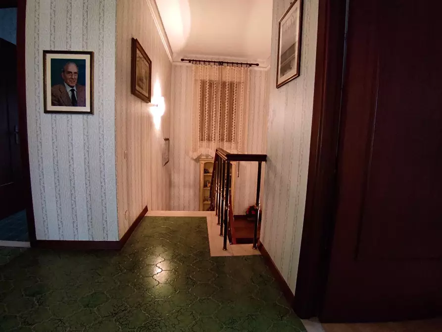 Immagine 29 di Villa in vendita  a Castelnuovo Magra