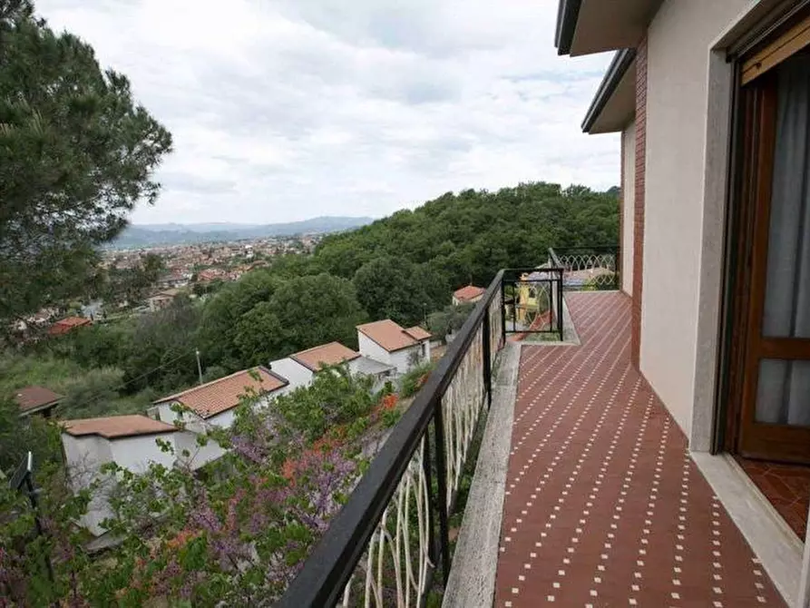 Immagine 19 di Villa in vendita  a Castelnuovo Magra