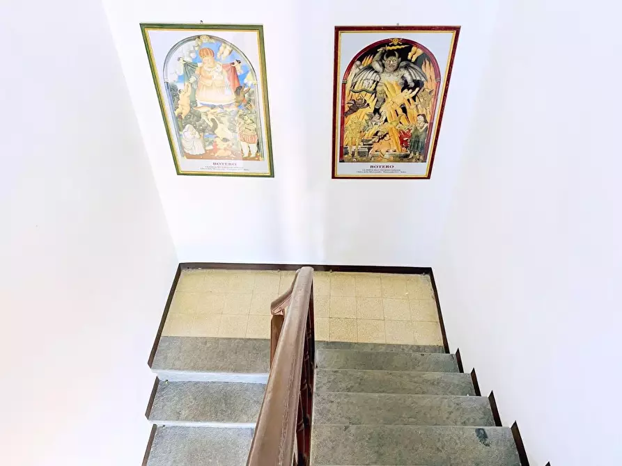 Immagine 45 di Villa in vendita  a Massarosa