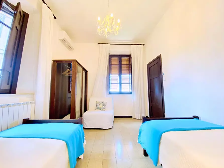 Immagine 30 di Villa in vendita  a Massarosa