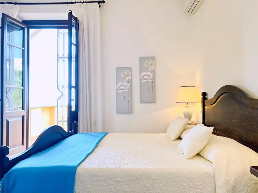 Immagine 23 di Villa in vendita  a Massarosa