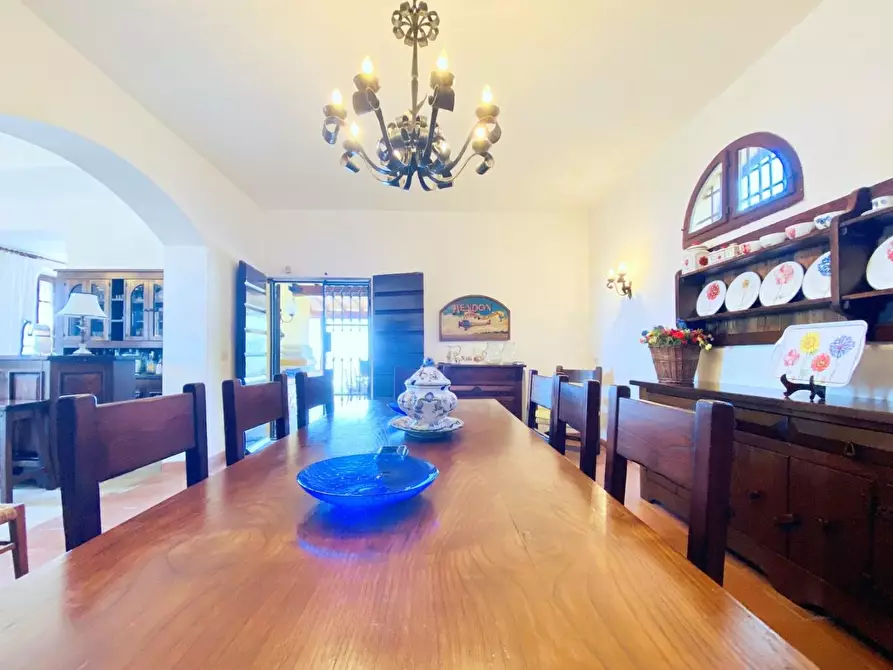 Immagine 9 di Villa in vendita  a Massarosa