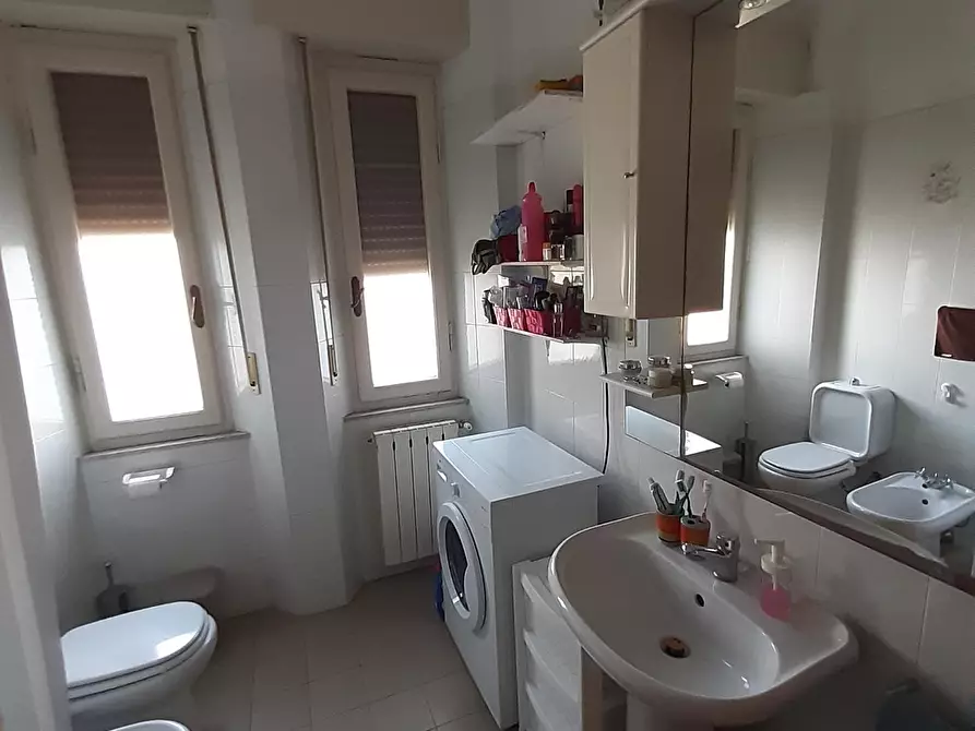 Immagine 13 di Appartamento in affitto  a Pisa