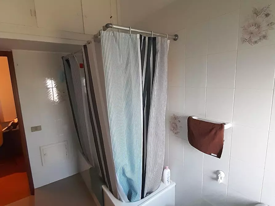 Immagine 12 di Appartamento in affitto  a Pisa