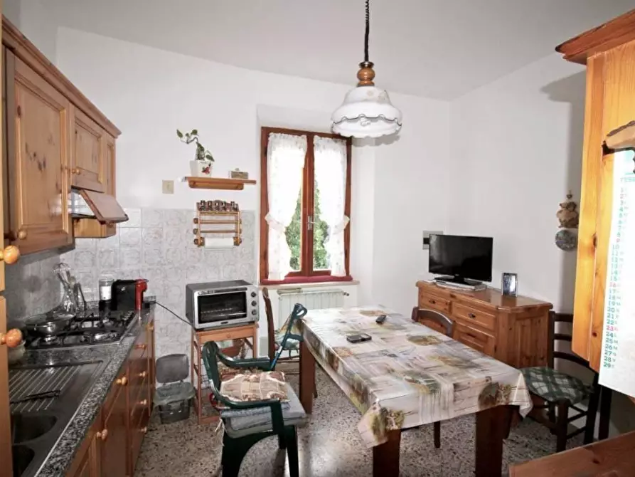 Immagine 4 di Appartamento in vendita  a Calci