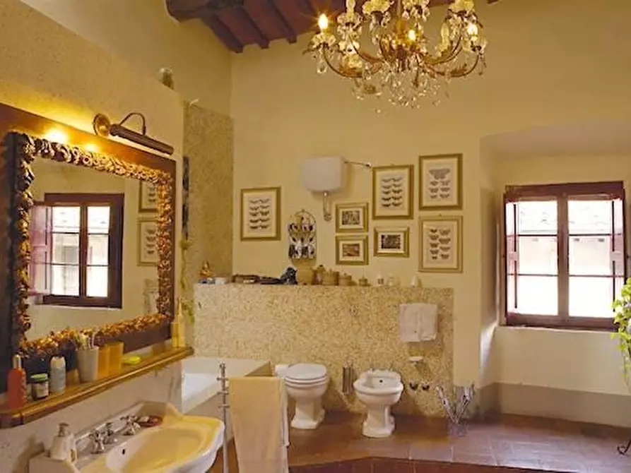 Immagine 11 di Rustico / casale in vendita  a San Giuliano Terme