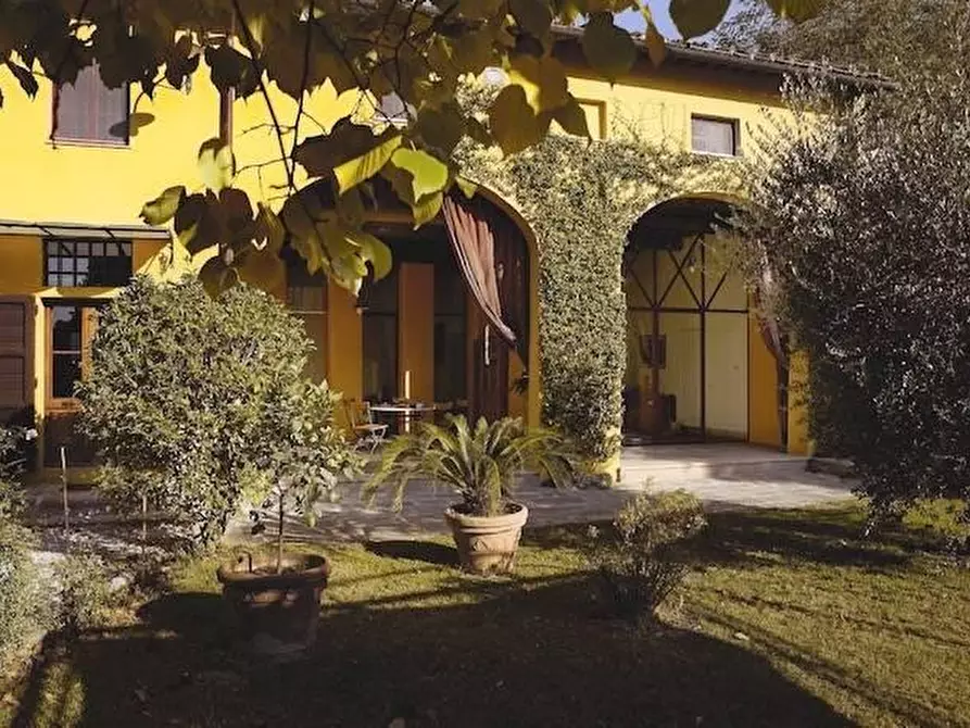 Immagine 2 di Rustico / casale in vendita  a San Giuliano Terme