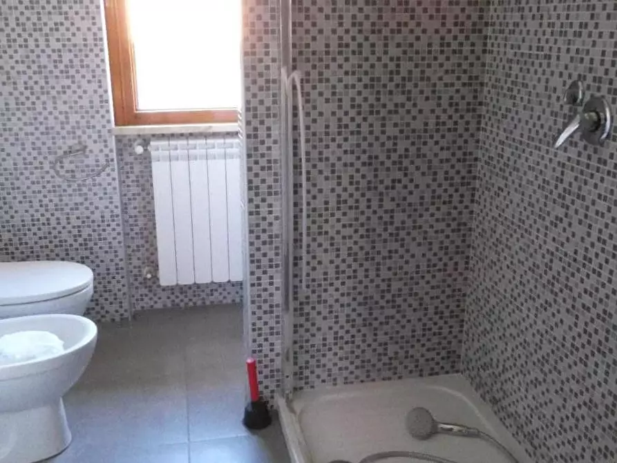 Immagine 10 di Appartamento in vendita  a Rosignano Marittimo