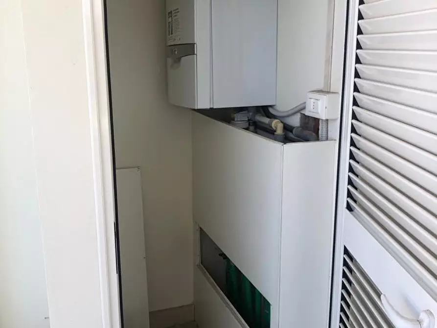 Immagine 7 di Casa trifamiliare in vendita  a Montignoso