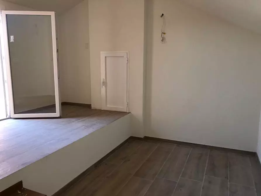 Immagine 23 di Casa trifamiliare in vendita  a Montignoso